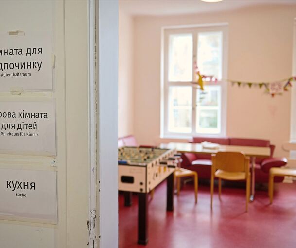 In Pleidelsheim ist eine neue Flüchtlingsunterkunft für bis zu 120 Personen geplant. Symbolbild: Christian Ditsch/epd