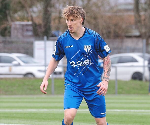 Luca Stellwagen, hier beim Test gegen Villingen am Ball. Foto: Baumann