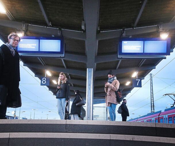 Bahnsteige werden in Bietigheim erneuert. Archivfoto: Alfred Drossel