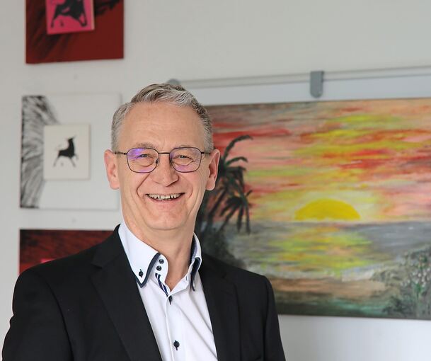 Seine Liebe zur Klezmermusik hat Harald Schnabel auch außerhalb des Ingersheimer Rathauses bekannt gemacht. Foto: Ramona Theiss
