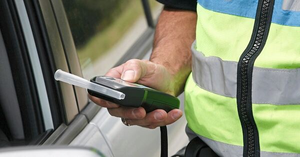 Drunk, without a license and without registration at a Ludwigsburg gas ...
