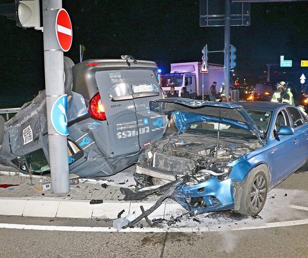 Bild der Verwüstung auf der Kreuzung zwischen Ludwigsburg und Möglingen. Foto: KS-Images.de/Andreas Rometsch