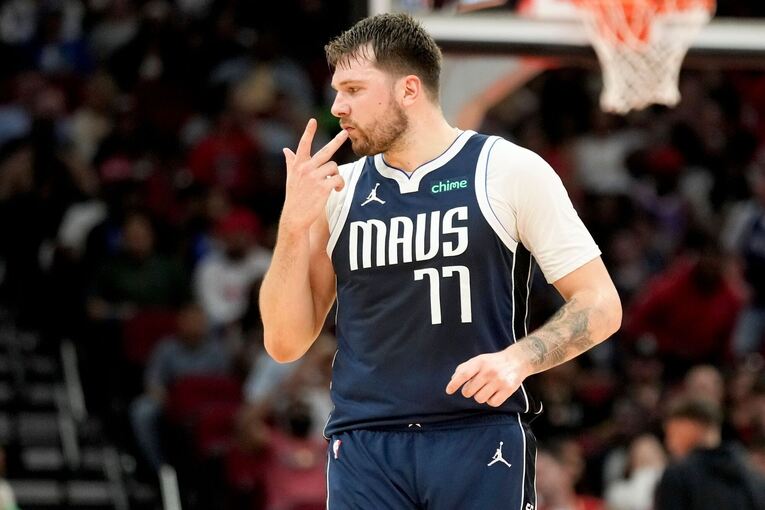 Houston Rockets - Dallas Mavericks Houston Rockets - Dallas Mavericks