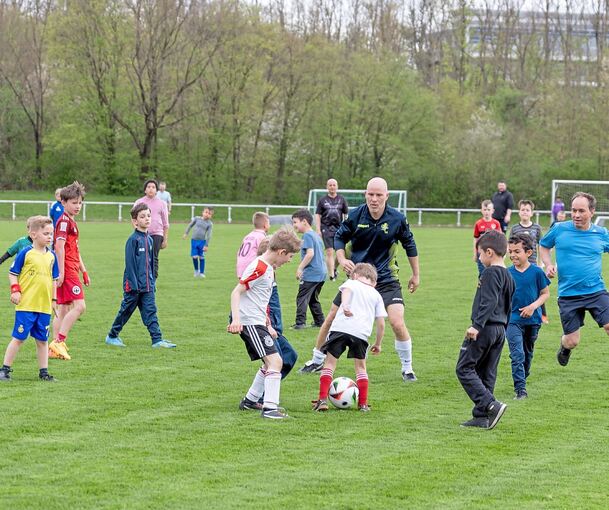Beim Abschlussspiel geht es heiß her.