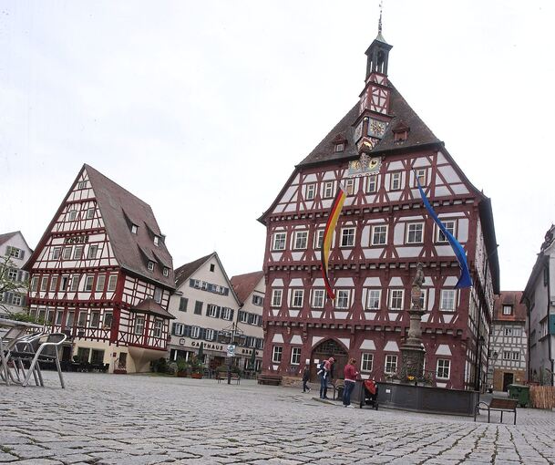 Markgröningen muss sparen. Der Gemeinderat verweigert Bürgermeister Jens Hübner eine Halbtagsstelle, die ihn organisatorisch entlasten sollte.