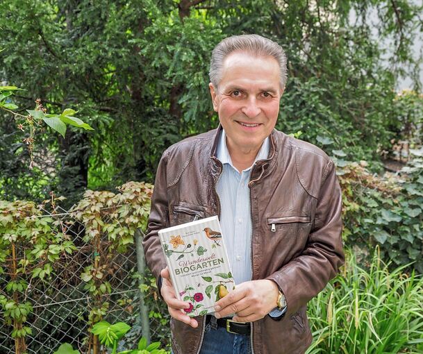 Claus-Peter Hutter, Präsident der Ludwigsburger Stiftung NatureLife International, kennt sich aus mit Biogärten.