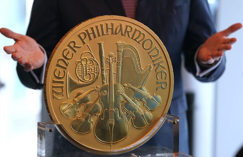 Riesige Goldmünze Riesige Goldmünze