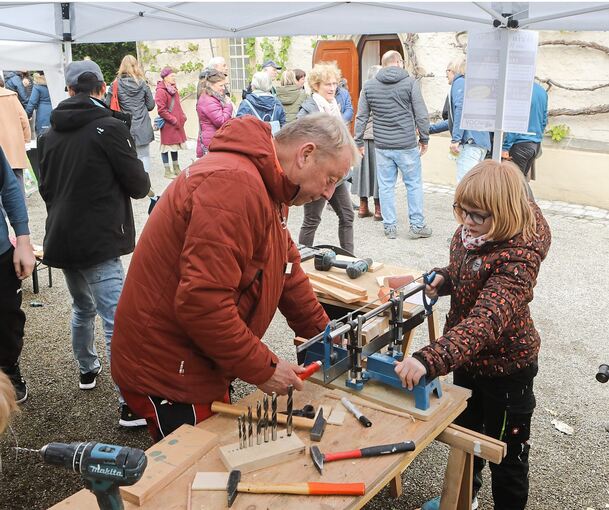 Kreativ-Angebote für Groß und Klein stehen im Mittelpunkt des Frühlingsfestes.