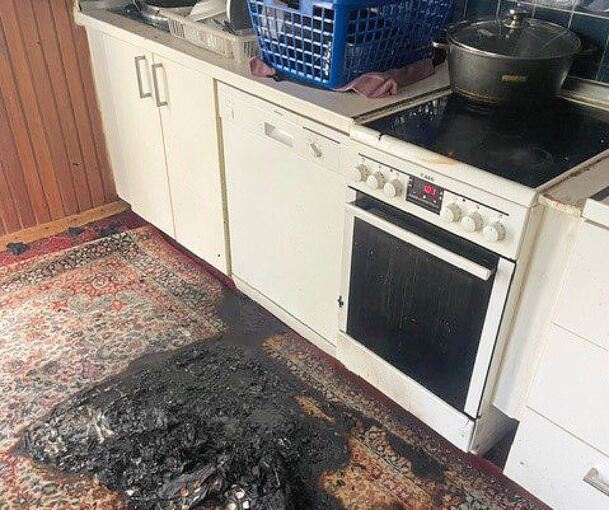 Glimpflich endete der Küchenbrand in einem Mehrfamilienhaus Im Lerchenholz am Montagmorgen.