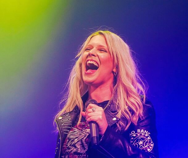 Jini Meyer genießt den Kontakt zu ihren Fans.