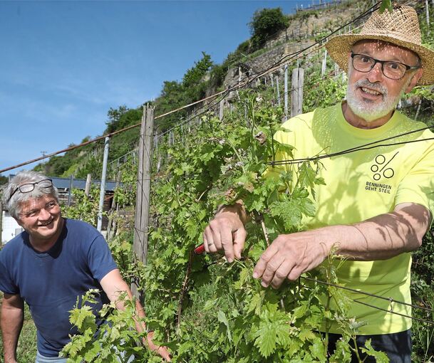 Martin Heim ist Initiator der Aktion (links), Konrad Storz ein gelehriger Schüler.