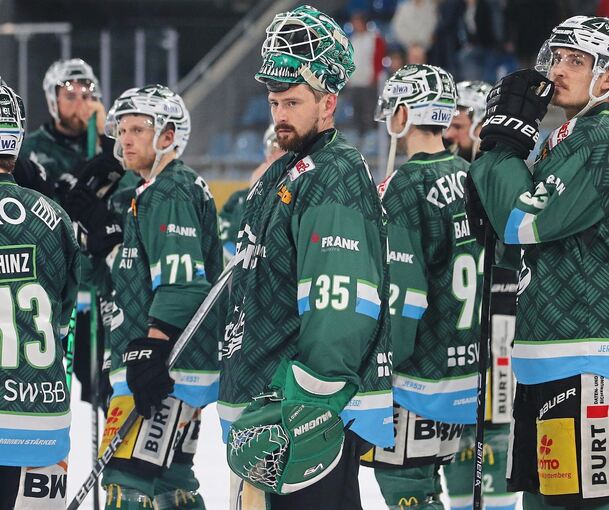 Olafr Schmidt hütet auch nach dem Abstieg weiter das Steelers-Gehäuse.