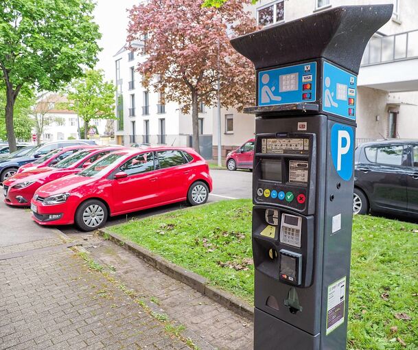 Diese Parkscheinautomaten stehen an vielen Stellen in Ludwigsburg.