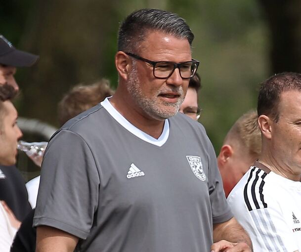 „Gewinnen wir dieses Spiel, könnte es schon reichen“, sagt Pleidelsheims Trainer Marcus Wenninger vor dem Duell gegen Pflugfelden.