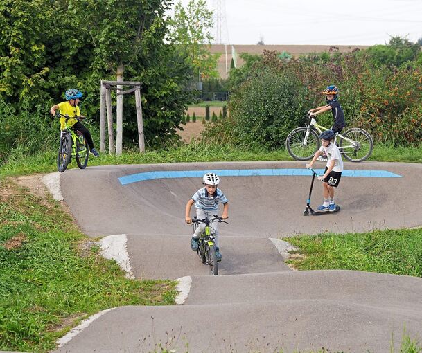 Einen Pumptrack - hier die Anlage in Poppenweiler - würden die Asperger Kommunalpolitiker gerne auch für die Jugendlichen ihrer Stadt anlegen lassen.