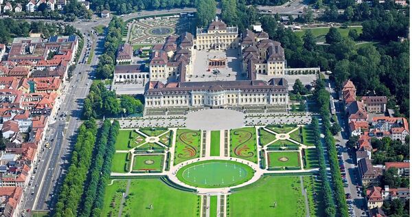 Das Blühende Barock lockt jährlich mehrere 100.000 Besucher an.