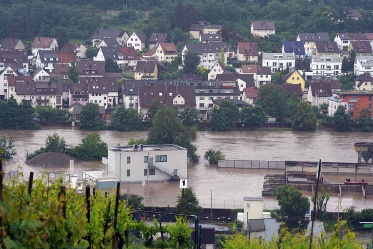 Hochwasser in Baden-Württemberg - Benningen am Neckar