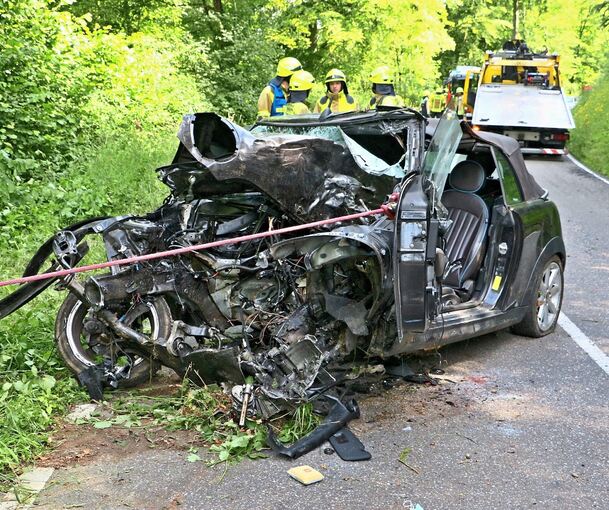 Autowrack zwischen Eberdingen und Weissach. Foto: KS-Images.de/Andreas Rometsch