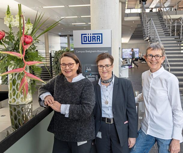 Die Damen vom Dürr-Empfang (von links): Michelle Röser, Wiebke Rose und Barbara Sabel.