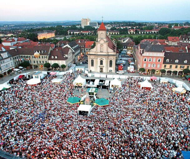 2006 hat Ludwigsburg auf dem Marktplatz die deutsche Nationalmannschaft gefeiert. Archivbild: Alfred Drossel