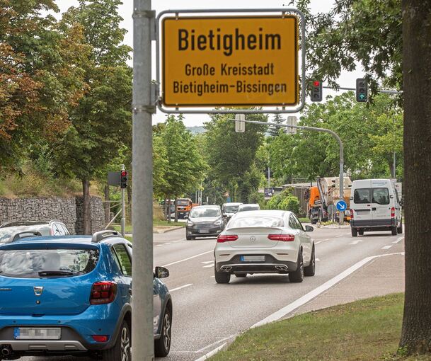 Vor dem Ortseingang staut es sich häufig, zum Leidwesen vieler.