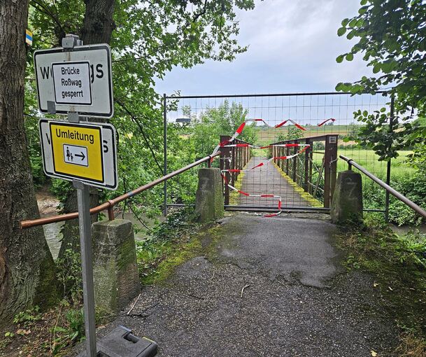 Kein Durchkommen. Die Stadt Mühlacker hat den Fußgängersteg zwischen Mühlhausen und Roßwag gesperrt.