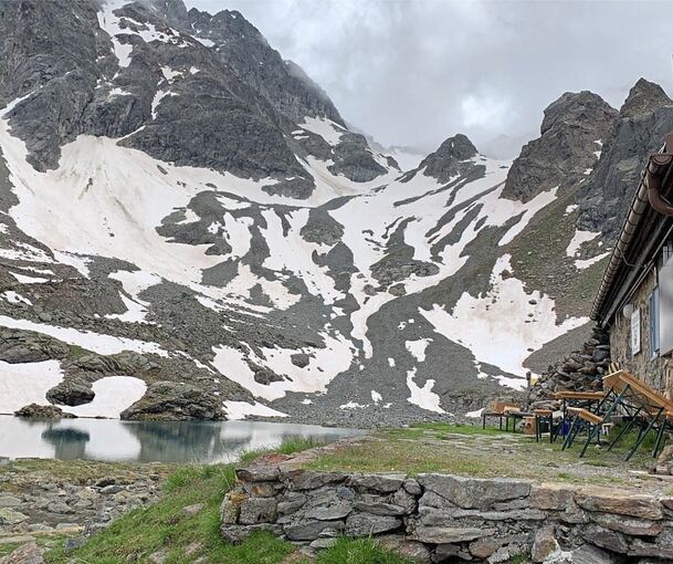 Im Moment noch ein Thema: Schnee in der Gipfelwelt oberhalb der Hauerseehütte. Archivbild DAV Ludwigsburg