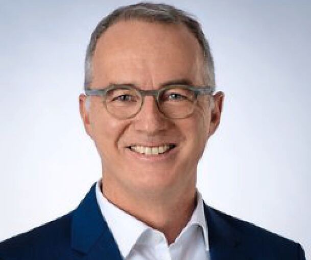 Marc Nickel wird ab 1. Oktober Boss der Kreiskliniken. Er hat offenbar ein Jahressalär von fast einer halben Million Euro ausverhandelt.