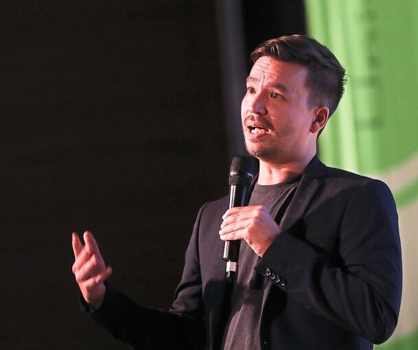 Bob Blume ist nicht nur Lehrer, sondern auch „Netzlehrer“ bei Instagram.