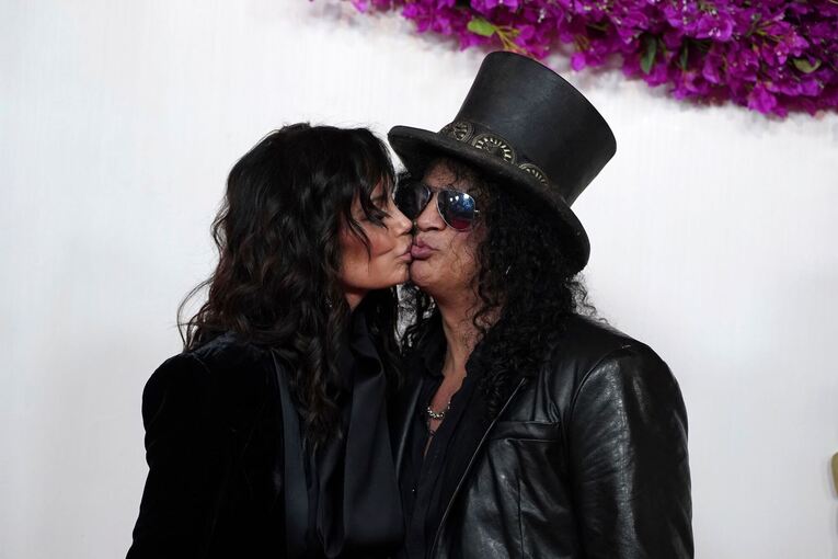 Meegan Hodges (l) und Slash