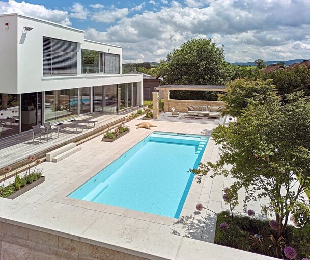 Eine private Wellnessoase: Diesen Pool hat Poolbau Hirsch vor kurzem eingebaut.
