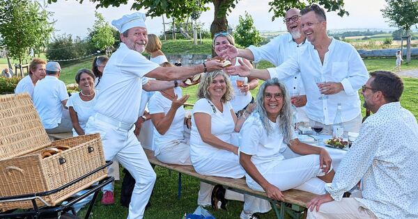 Brezelfest in Erdmannhausen: Mit französischer Leichtigkeit und ...
