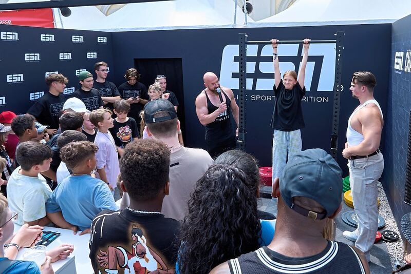 Challenges im Schlosshof.