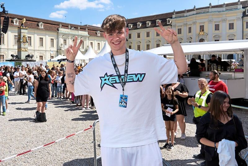 Die Stars der Kids standen für Fotos bereit.