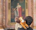 Bei „Meine erste Schlossführung“ darf auch das Kuscheltier mit ins Schloss. Foto: SSG BW/p Bei „Meine erste Schlossführung“ darf auch das Kuscheltier mit ins Schloss.