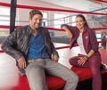 Ganz entspannt am Boxring: Ulrike Folkerts alias Ulli Geiger und Peter Ketnath als Kriminalhauptkommissar Jo Stoll.