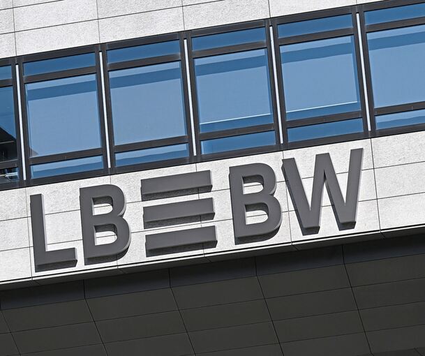 Nicht in Schieflage, sondern auf Kurs sieht Vorstandschef Rainer Neske die LBBW – trotz schwacher Konjunktur und weltweiter Unsicherheiten.