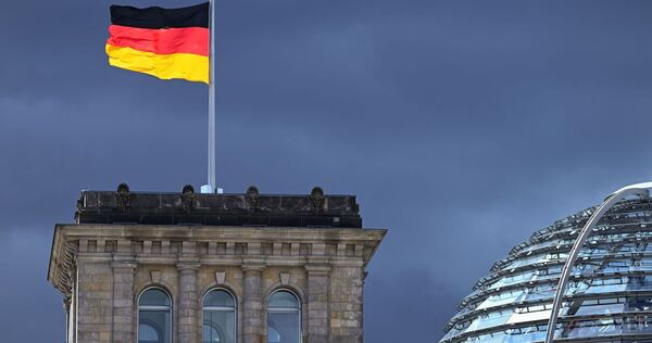 Der Bundestag wird 75