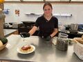In der Gastronomie des Blühenden Barock Ludwigsburg gehen viele Essen über die Theke.