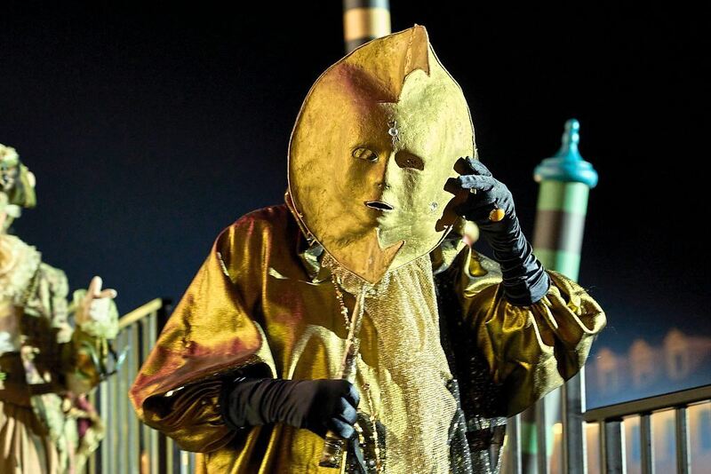 Ein Fest für alle Masken-Fans.