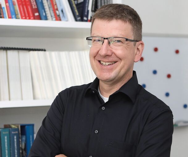 Dr. Daniel O‘Sullivan, Vorsitzender der SPD-Fraktion im Ludwigsburger Gemeinderat, ist zum Vizepräsidenten des Verfassungsgerichtshofes des Landes Baden-Württemberg gewählt worden.