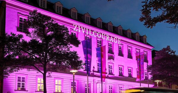 Why Ludwigsburg City Hall will be illuminated in pink on October 7th