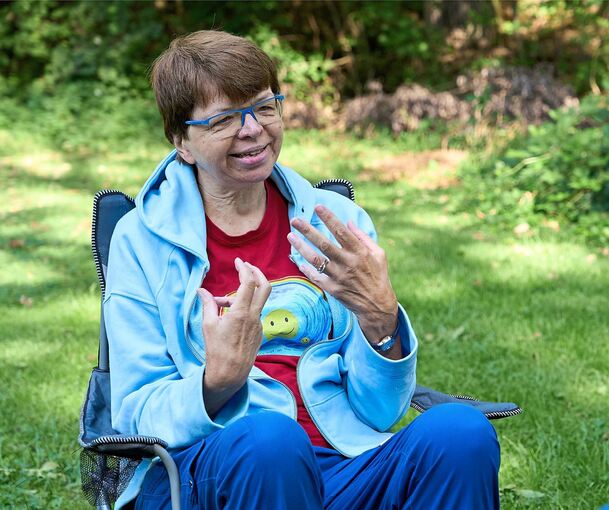 Schwieberdinger Lachtrainerin Birgit Garde-Ott: „Ich war früher ein introvertierter Mensch, der kaum vor Publikum reden konnte.“