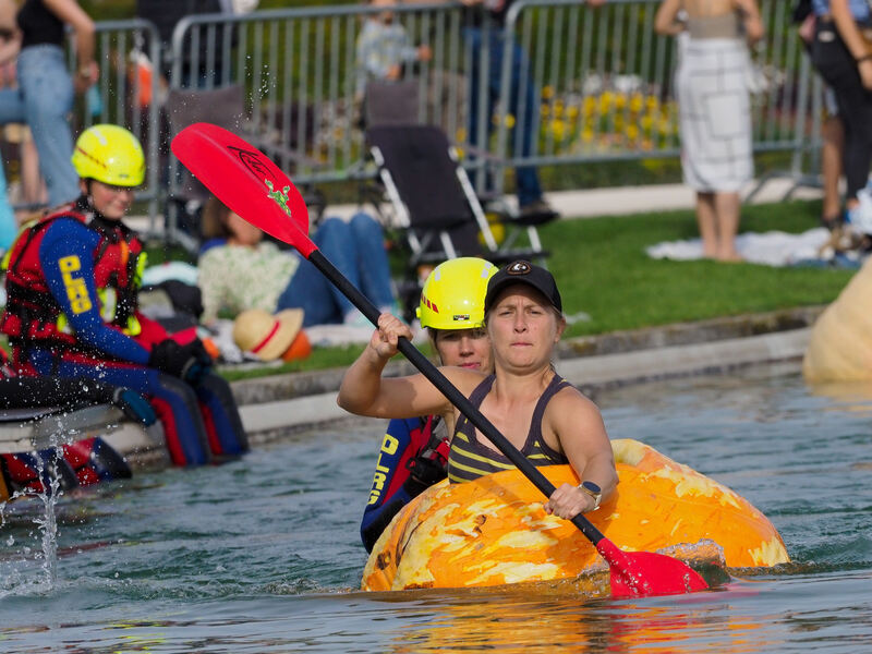 Impressionen von der Kürbisregatta.