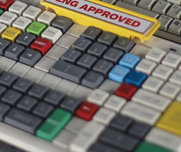 „Eng approved“ bedeutet, dass die Maschinen enger nacheinander kommen dürfen.