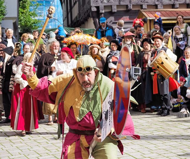 Gaukler sorgen für allerlei Schabernack.