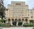 Im Gemeindebau Reumann-Hof im Viertel Margareten gibt es 450 Wohnungen. Im Gemeindebau Reumann-Hof im Viertel Margareten gibt es 450 Wohnungen.