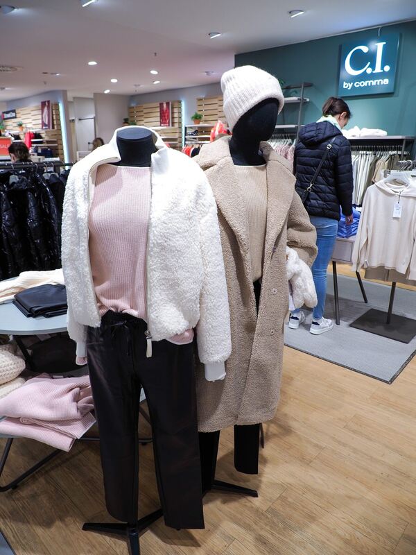 Der Einzelhandel macht schon mal Lust auf einen kuscheligen Winter.