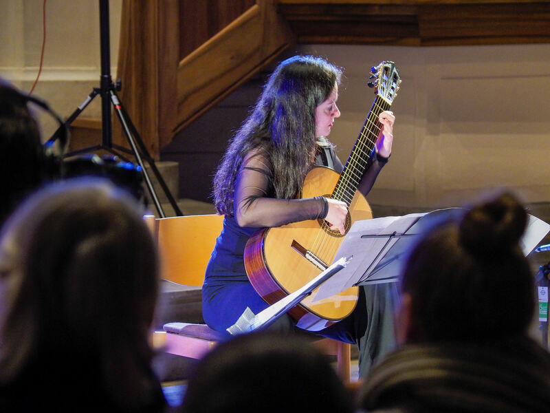 „Sixty1Strings“ in der evangelischen Stadtkirche.
