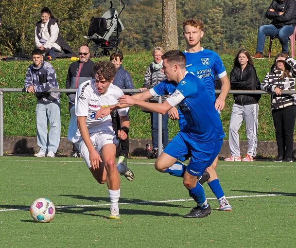 Die Kirchheimer (in Blau) hatten kaum Chancen gegen Hohenhaslach/Freudental.